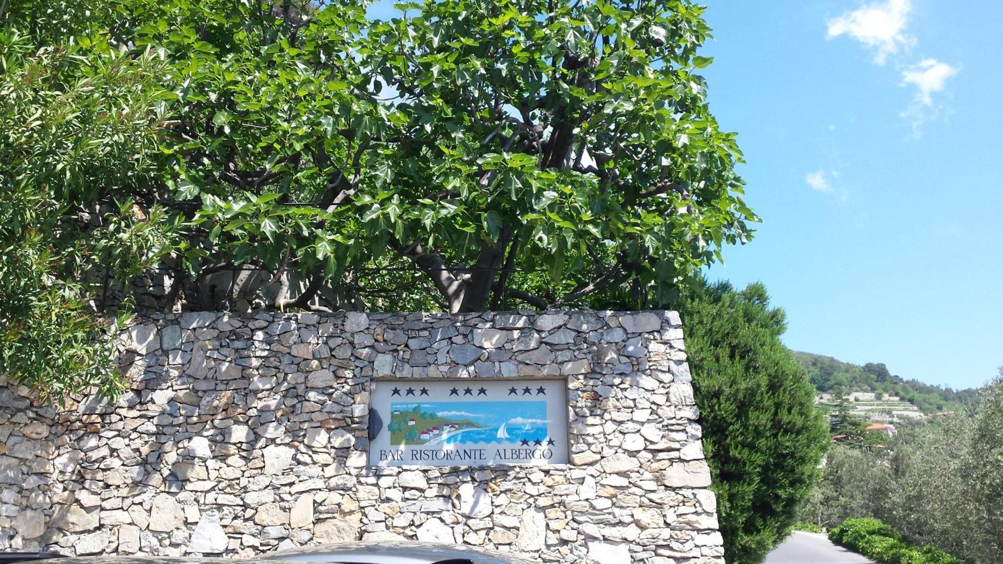 Hotel La Gioiosa Finale Ligure Buitenkant foto